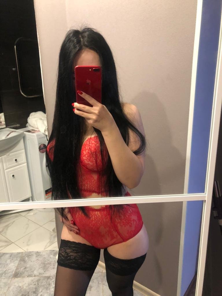 Анжела - Интим салон Санкт-Петербурга +7(931)631-48-00